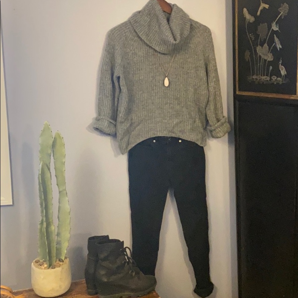 Jcrew point sur sweater